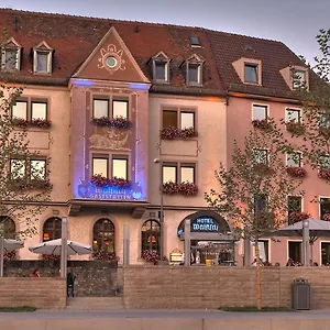 & Restaurant Walfisch Wurtzbourg